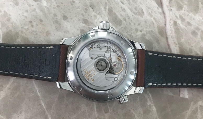 Sapphire Caseback compatible to Omega Seamaster