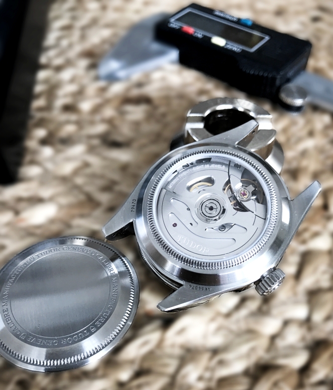 Tudor Black Bay 39mm 79660 compatible Sapphire Caseback